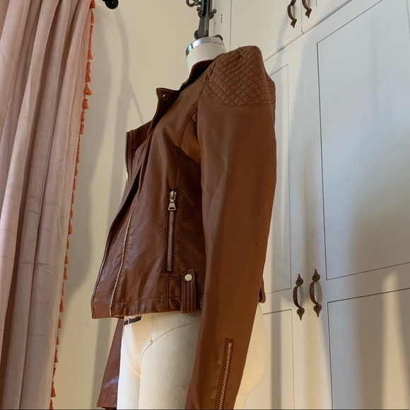 Jacket - Picture 3 of 4